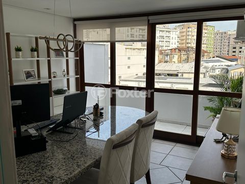 Image 10 - 886523