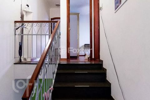 Image 7 - 886525