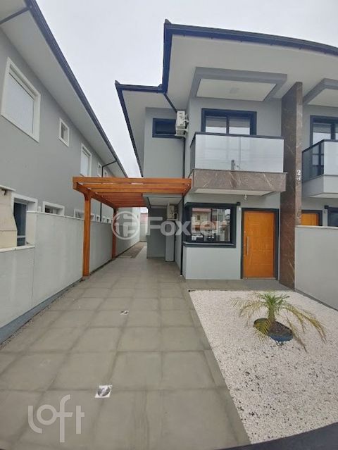Image 7 - 886528