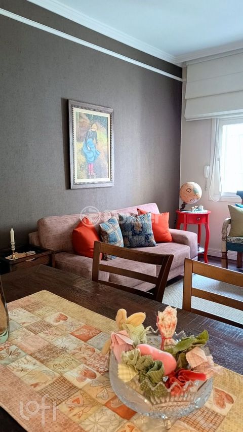 Image 3 - 886541