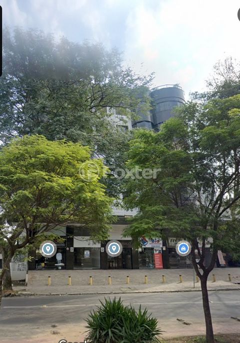 Image 3 - 886547