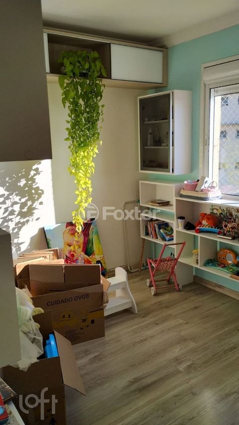 Image 10 - 886568