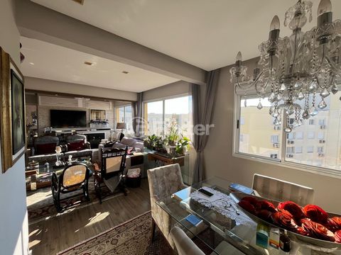 Image 14 - 886611