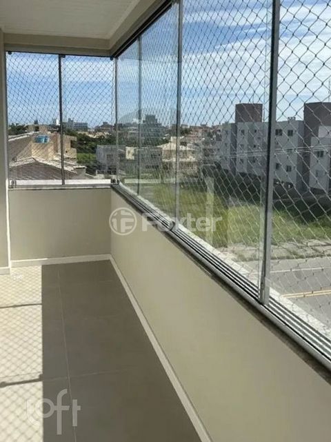 Image 1 - 886613