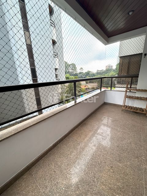 Image 1 - 886624