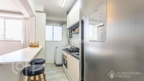 Image 7 - 886626