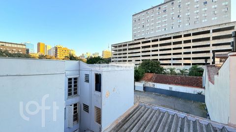 Image 9 - 886639