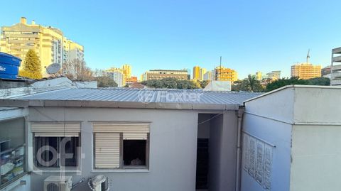 Image 10 - 886639