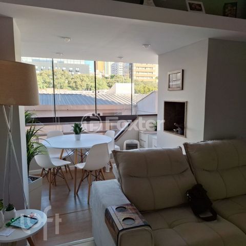 Image 11 - 886639