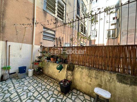 Image 7 - 886642