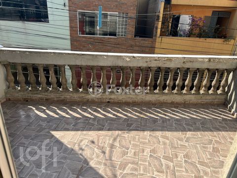 Image 8 - 886646