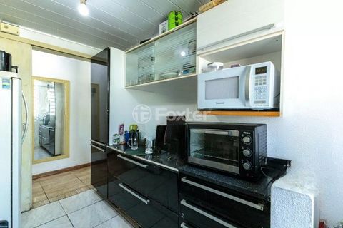 Image 11 - 886653
