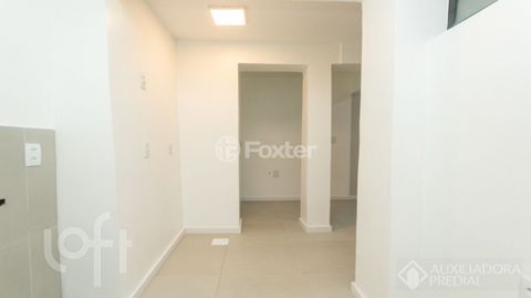 Image 11 - 886656