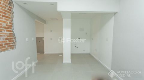 Image 17 - 886656