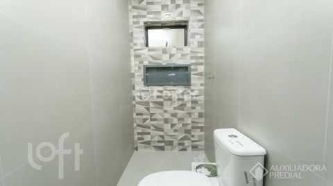 Image 8 - 886656
