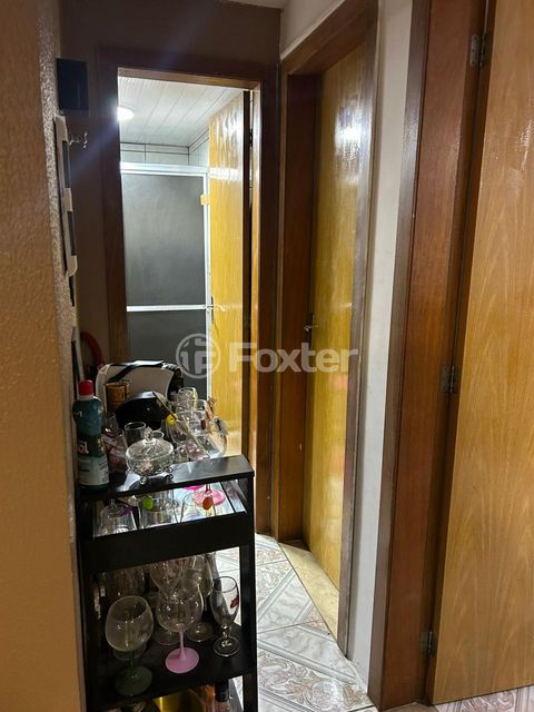 Image 4 - 886661