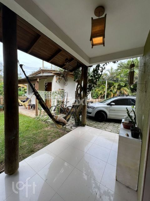 Image 3 - 886662