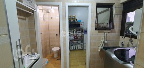 Image 14 - 886665