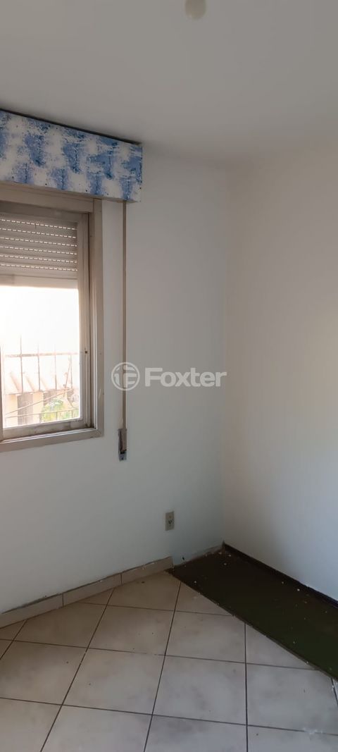 Image 8 - 886668