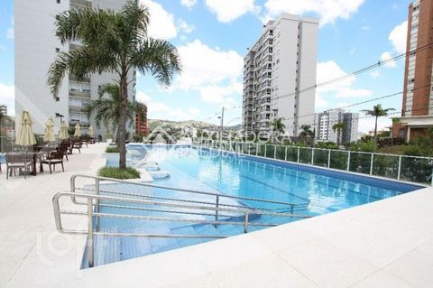 Image 8 - 886672