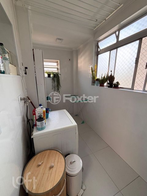 Image 6 - 886673