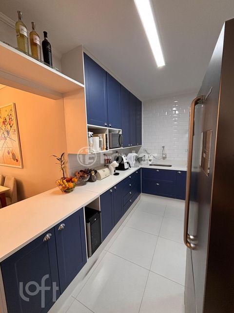 Image 4 - 886673