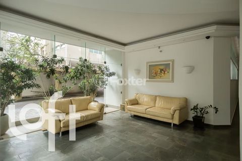 Image 3 - 886675