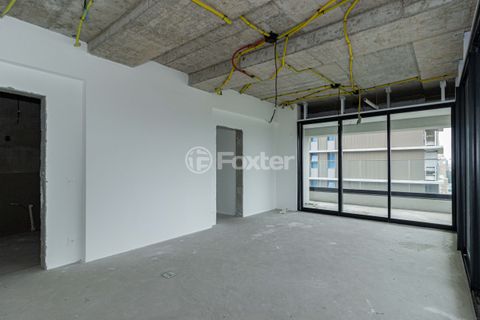 Image 9 - 886676