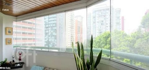 Image 5 - 886679