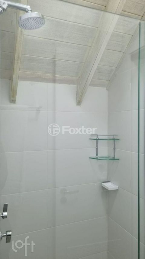 Image 8 - 886683