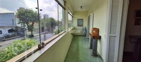 Image 13 - 886684