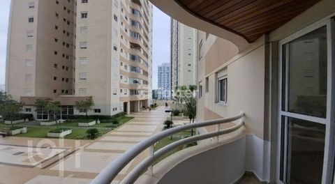 Image 16 - 886685