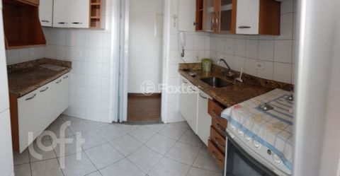 Image 1 - 886687
