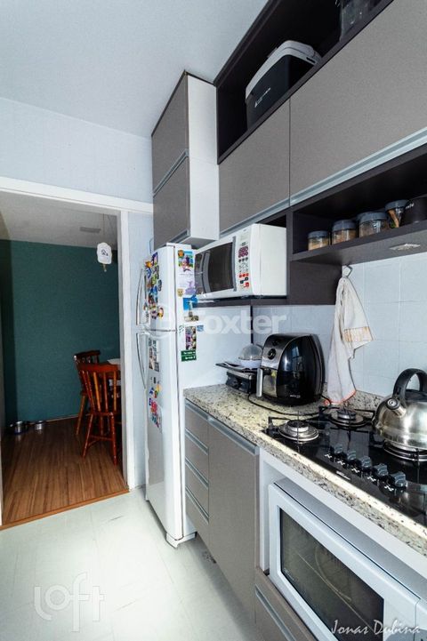 Image 9 - 886688