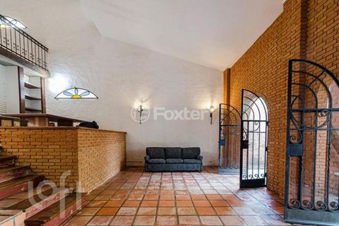 Image 3 - 886692