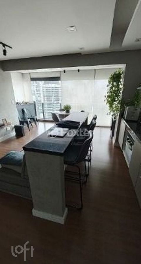 Image 3 - 886703