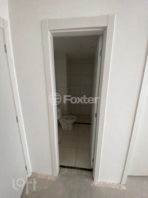 Image 7 - 886709