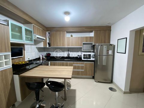 Image 7 - 886724