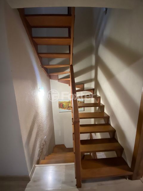 Image 13 - 886724