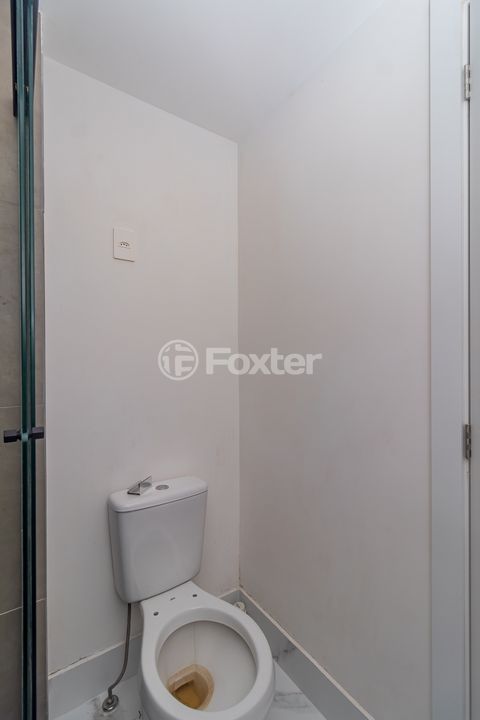 Image 9 - 886732