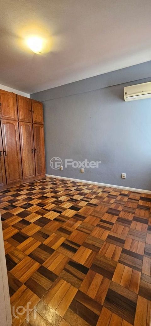 Image 7 - 886741