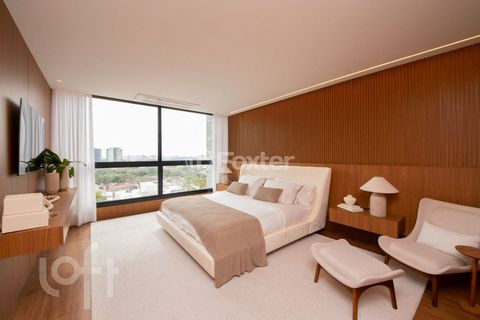 Image 10 - 886801