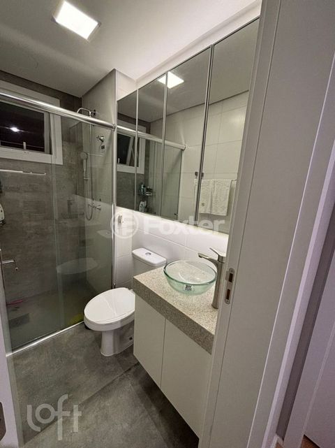Image 7 - 886807