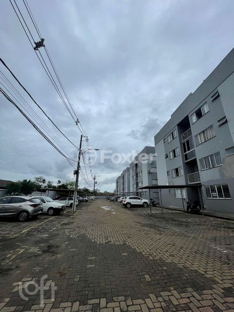 Image 2 - 886835