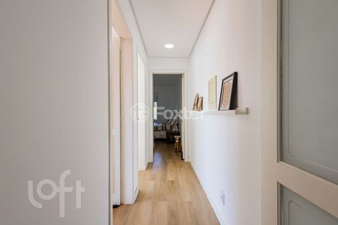 Image 9 - 886838