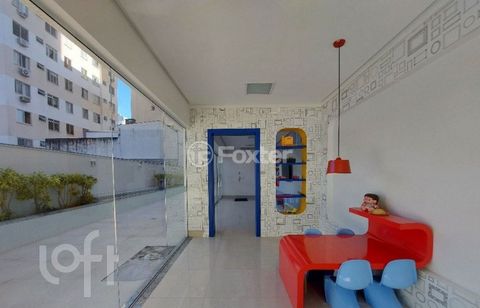 Image 13 - 886842