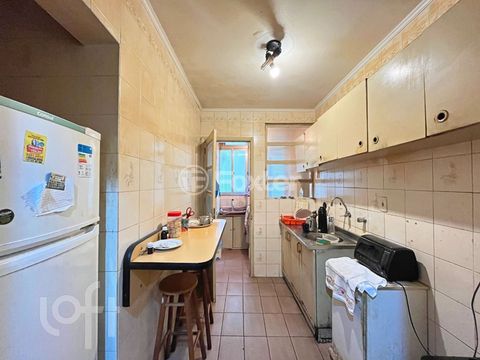 Image 8 - 886847