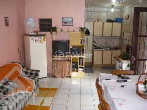 Image 6 - 886849
