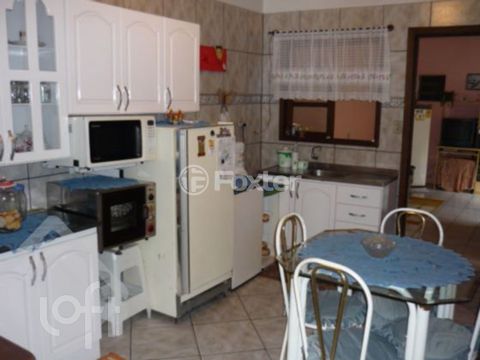 Image 8 - 886849