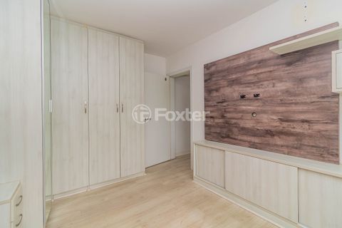 Image 9 - 886853